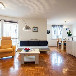 Martha Apartament